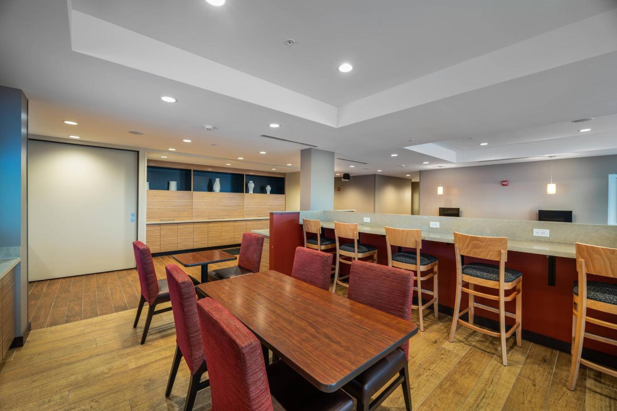 Towneplace Suites By Marriott Milwaukee Oak Creek Esterno foto