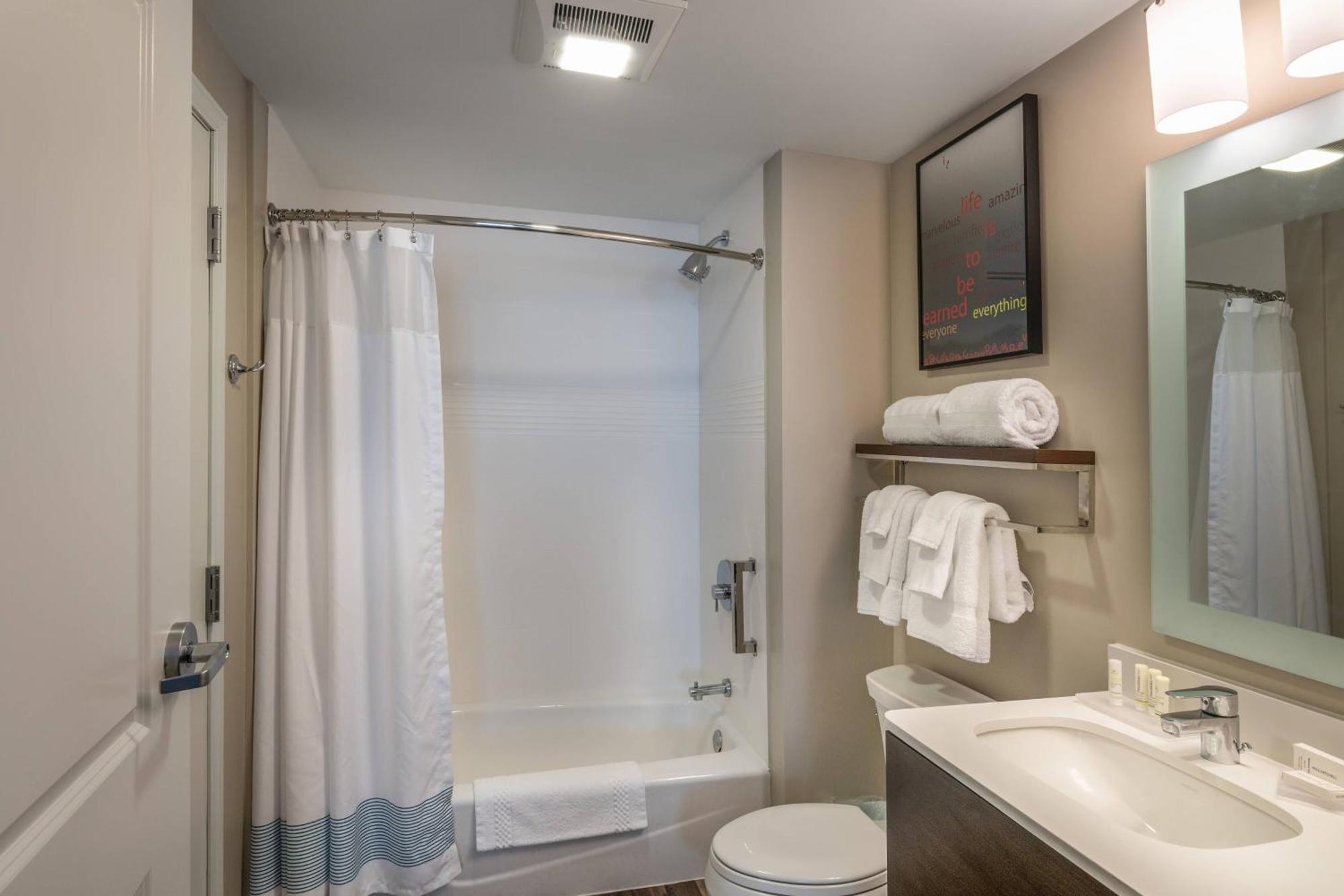 Towneplace Suites By Marriott Milwaukee Oak Creek Esterno foto